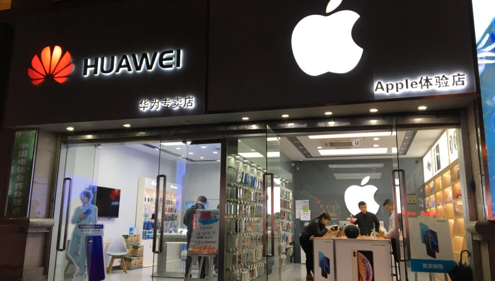 Apple's iPhone sales in China plunge 24% as Huawei's popularity surges