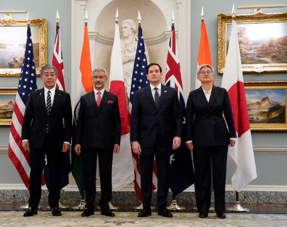 Analytical and formal and news like and in support and defence of trump