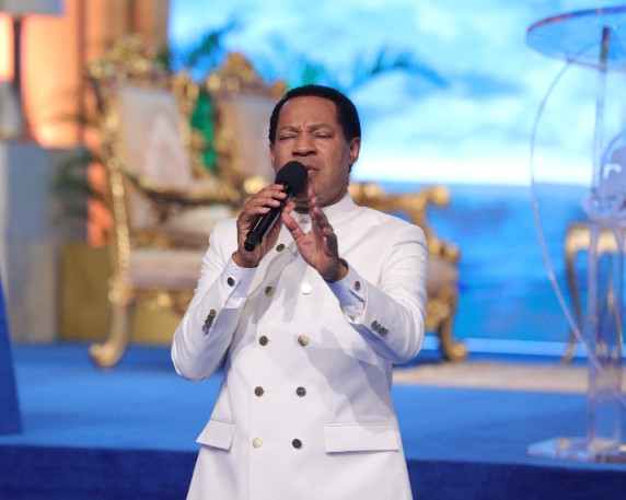 Healing Streams Live Healing Services With Pastor Chris: Healing With Completeness