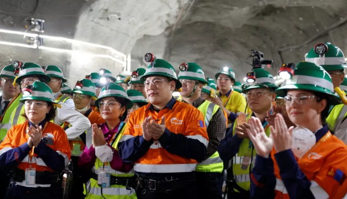 Mongolia Targets 7.4% Economic Growth in 2025 Amid Global Uncertainties