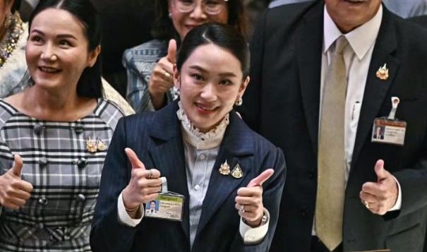 Thailand's Prime Minister Paetongtarn Shinawatra Survives No-Confidence Vote