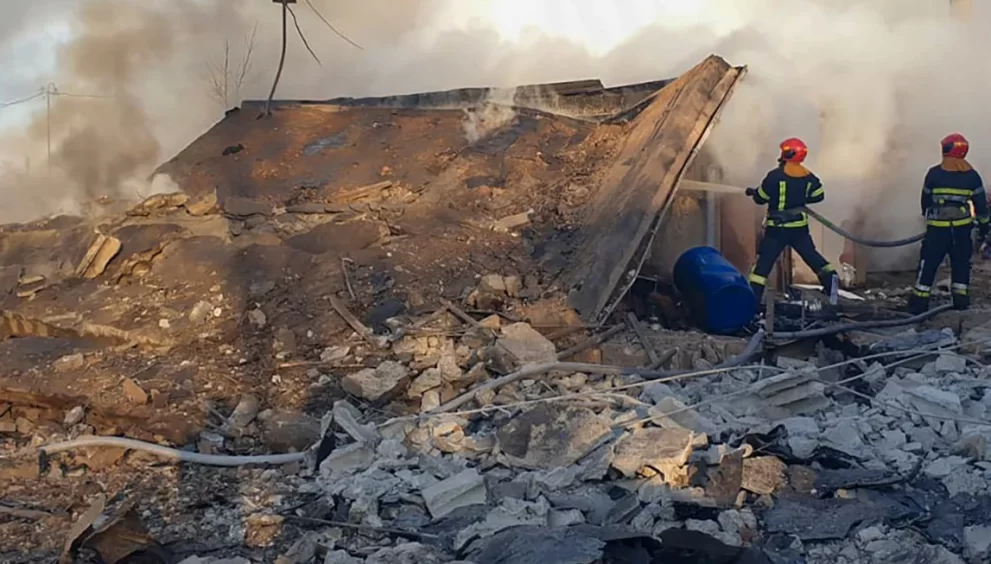 Russian Missile Strike Hits Ukraine's Energy Infrastructure as U.S.-Ukraine Tensions Grow