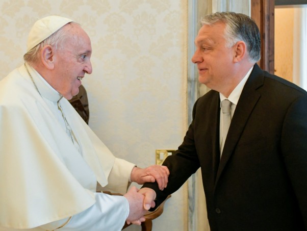 Viktor Orban Slams EU’s Ukraine Strategy Recalls Pope Francis Meetings