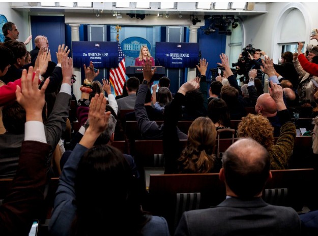 U.S. Administration Restores Press Passes Revoked Under Biden Era