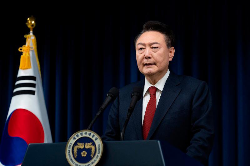 The Constitutional Court of South Korea will deliver its verdict on whether President Yoon Suk Yeol will be permanently removed from office or reinstated on April 4, according to a statement issued by the court on Tuesday. The ruling will be announced at 11 a.m., and the session will be streamed live.