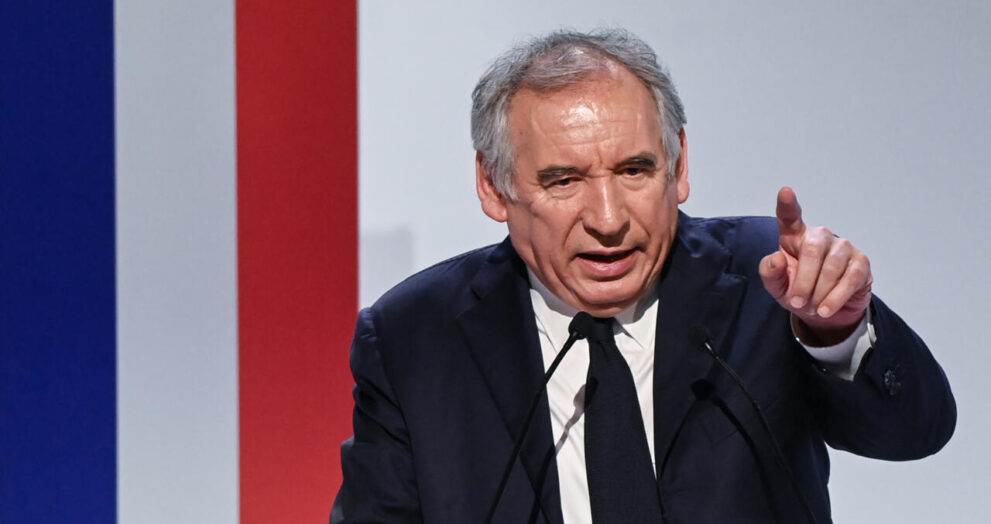 Bayrou Warns of Global Instability, Urges France to Rein in Budget Deficit
