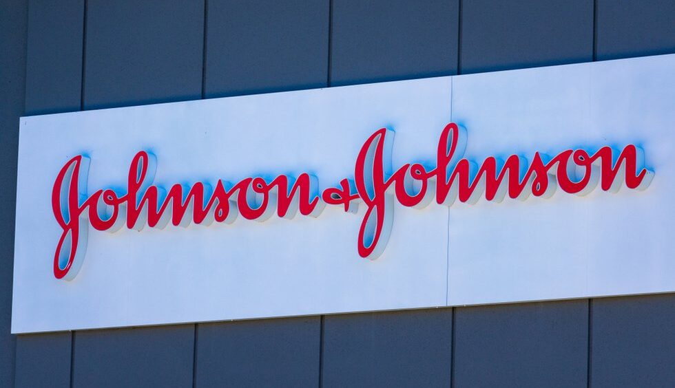 Johnson & Johnson Posts Strong Profits as Drug Prices and Global Tensions Rise