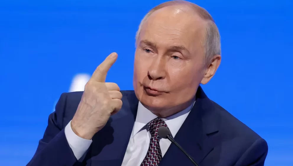 The Kremlin has indicated that President Vladimir Putin is willing to discuss a proposal by Ukrainian President Volodymyr Zelensky to halt attacks on civilian infrastructure. Kremlin spokesperson Dmitry Peskov described the issue as complex but stated that Putin is open to dialogue. However, Peskov also noted that there are no immediate plans for direct talks between Russia and Ukraine.