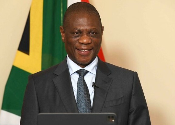 Deputy President Mashatile Calls for Stronger Public-Private Partnerships at R100 Billion Transformation Fund Event