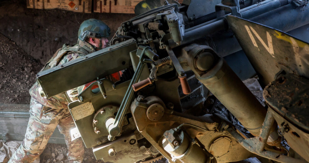 Russian Troops Advance Slowly, Seize Villages Near Ukrainian Border