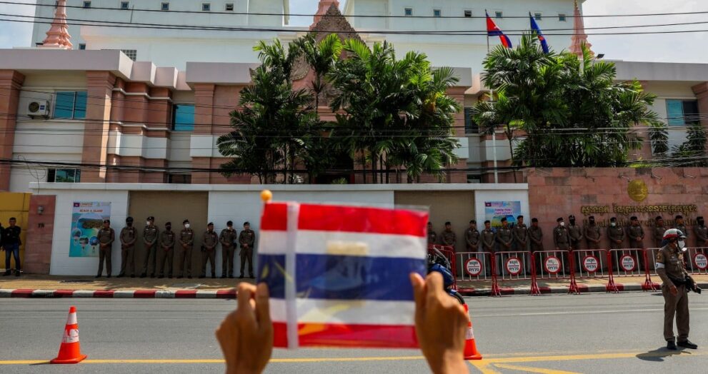 Cambodia-Thailand Border Dispute Prompts Reduced Crossing Times and Military Build-Up