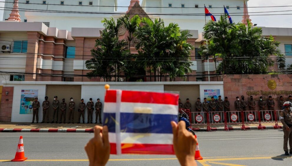 Cambodia-Thailand Border Dispute Prompts Reduced Crossing Times and Military Build-Up