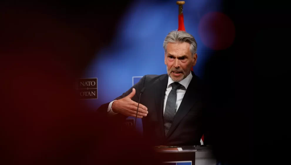 Dutch Prime Minister Resigns After Wilders' Party Exits Coalition