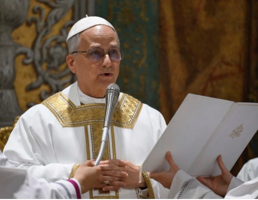 Pope Leo Condemns Global Wars in Emotional Vatican Address