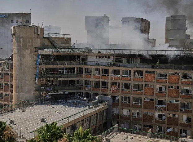 Iranian Missile Strike Hits Beersheba Hospital Amid Escalating Israel–Iran Conflict