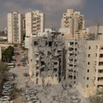 Crown Prince Reza Pahlavi Calls on Iran’s Supreme Leader to Step Down Amid Escalating Crisis