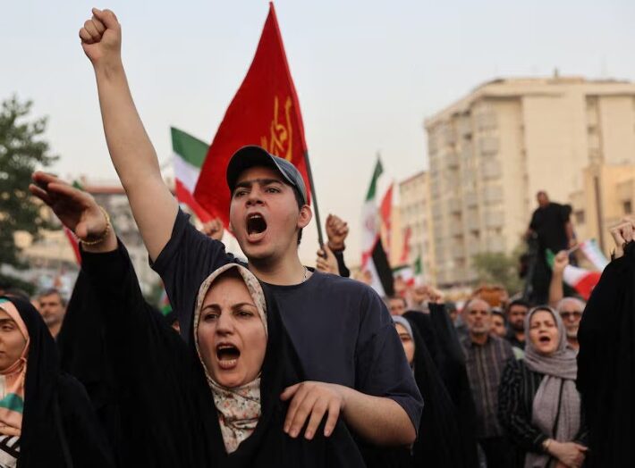 Fragile Ceasefire Holding, Trump Envoy Says Peace Talks With Iran 'Promising'