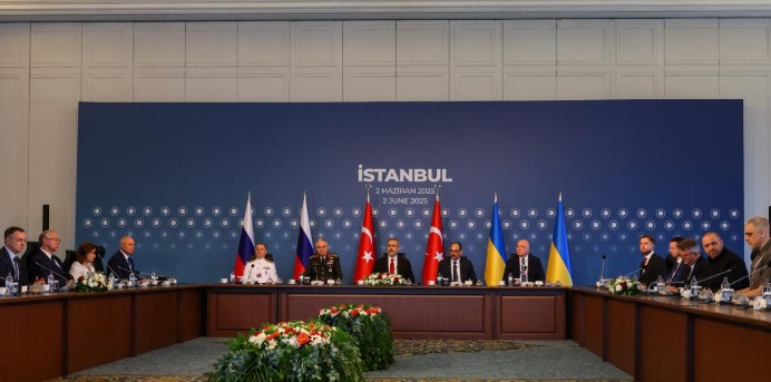 Russia and Ukraine Resume Peace Talks in Istanbul Amid Persistent Disagreements