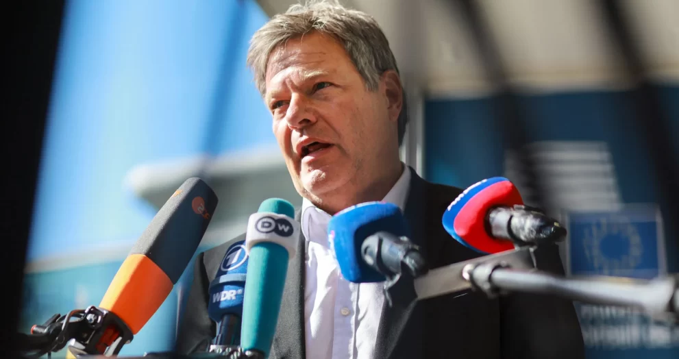 Germany’s Ex-Vice Chancellor Shifts Focus to Research and Teaching