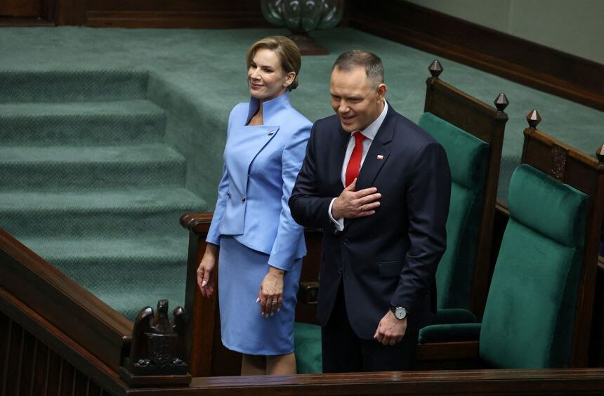 Trump Requests Polish President Nawrocki to Replace Tusk in Ukraine Talks