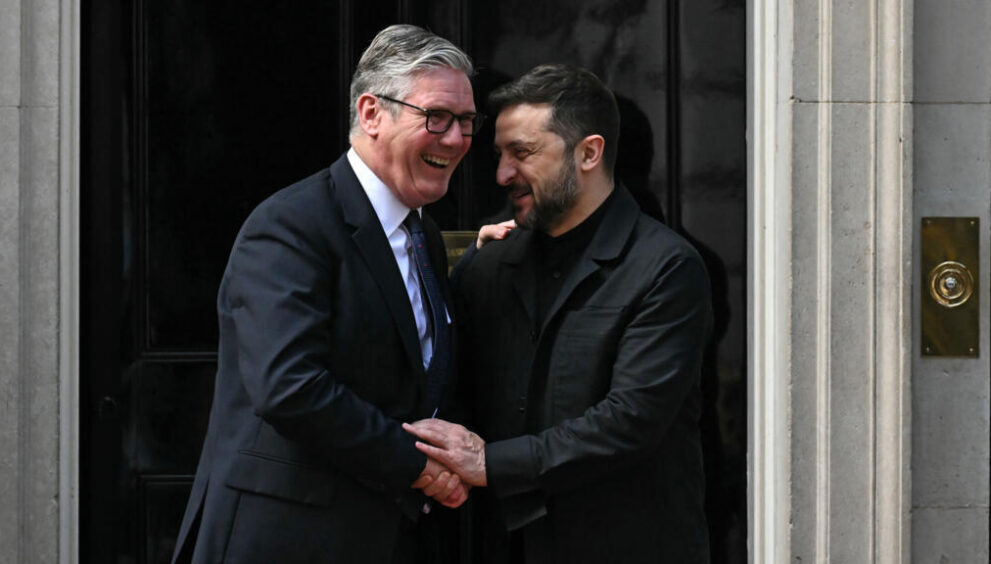 Zelenskyy Meets UK PM in London Ahead of High-Stakes U.S.-Russia Talks