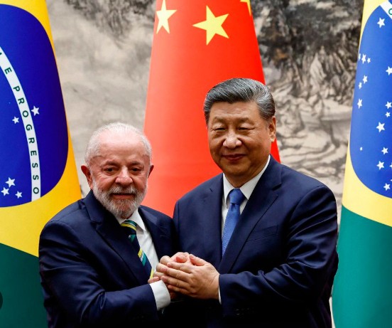 Brazil's Lula and China’s Xi Discuss BRICS, G20, and Bilateral Ties in Hour-Long Call