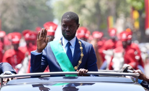 Senegal Debates Controversial Asset Declaration Law Amid Presidential Exemption