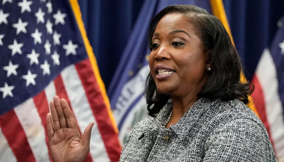 Federal Judge Temporarily Blocks Effort to Remove Fed Governor Lisa Cook