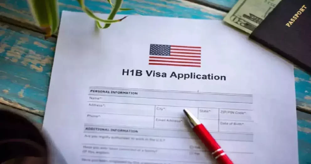 New $100,000 H-1B Visa Fee Won’t Affect Current Holders, White House Clarifies