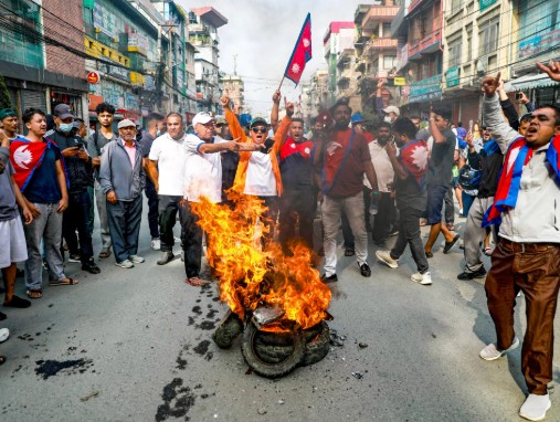 Nepal PM Oli Resigns Amid Deadly Anti‑Corruption Protests