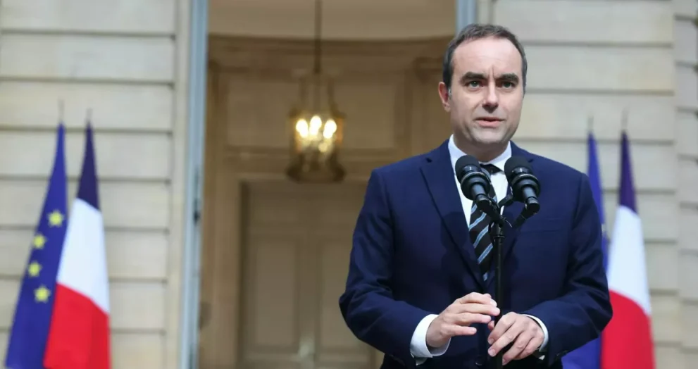 New French PM Quits Hours After Cabinet Named