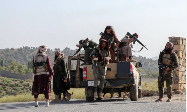 Taliban Claims 58 Pakistani Soldiers Killed in Overnight Cross-Border Fighting