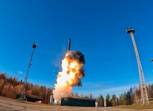 Russia Conducts Massive Nuclear Drill as Putin-Trump Summit Delayed
