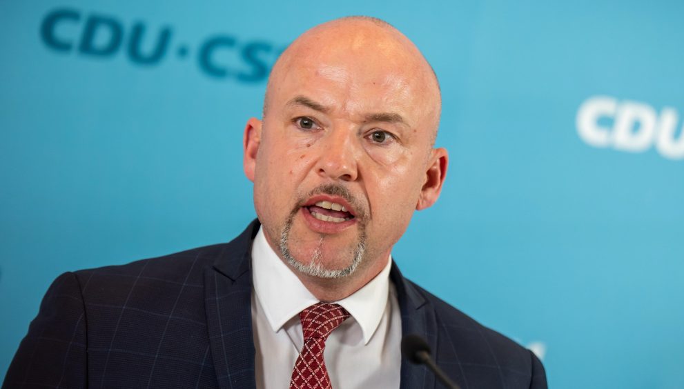 German Lawmakers Urge Lifting of Arms Export Ban on Israel Following Peace Deal