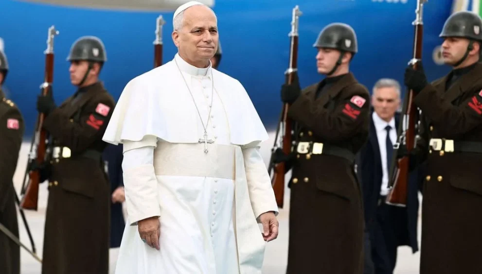 Pope Leo Begins First Overseas Trip with Strong Message Against Religious Violence