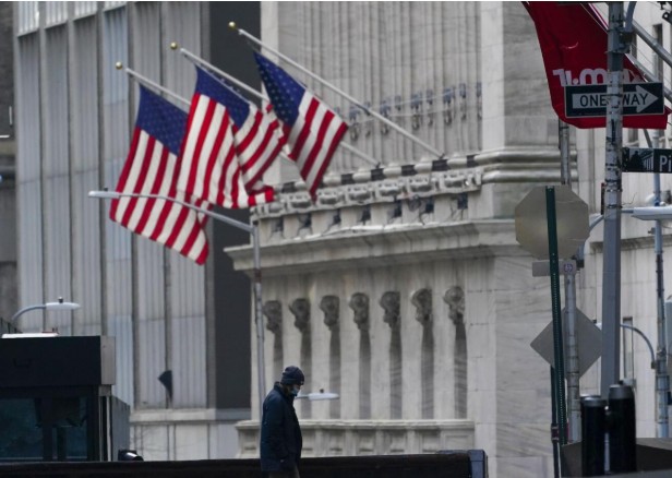 US banks on the brink of $223 TRILLION derivatives crisis