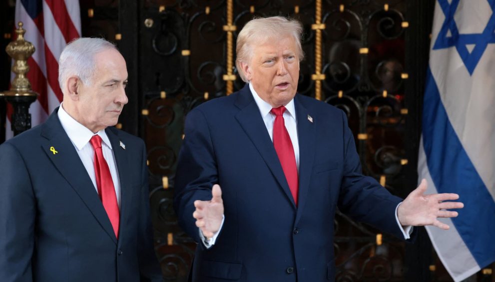 Trump Signals Possible Action on Iran, Urges Hamas to Disarm After Meeting Netanyahu