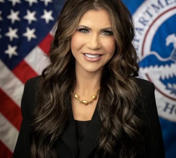 BREAKING: Trump Replaces Kristi Noem With Senator Markwayne Mullin