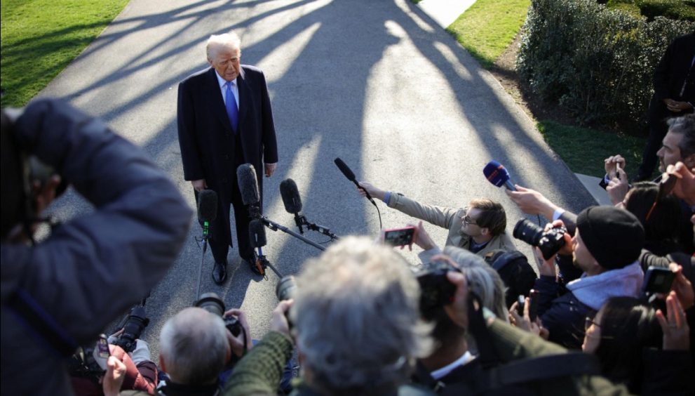 Trump Says Ceasefire Holding Despite Iran Attacks in Gulf