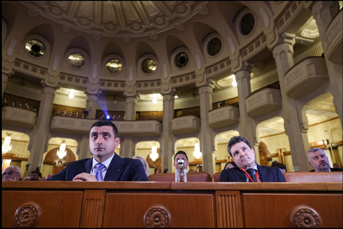 Romanian Government Collapses After No-Confidence Vote