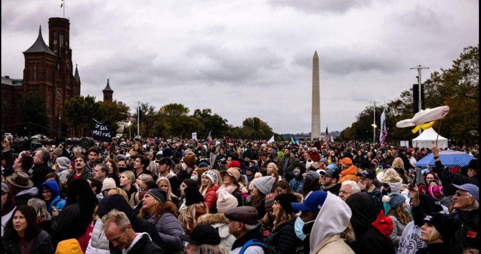 Thousands Gather on National Mall for “One Nation Under God” Prayer Rally