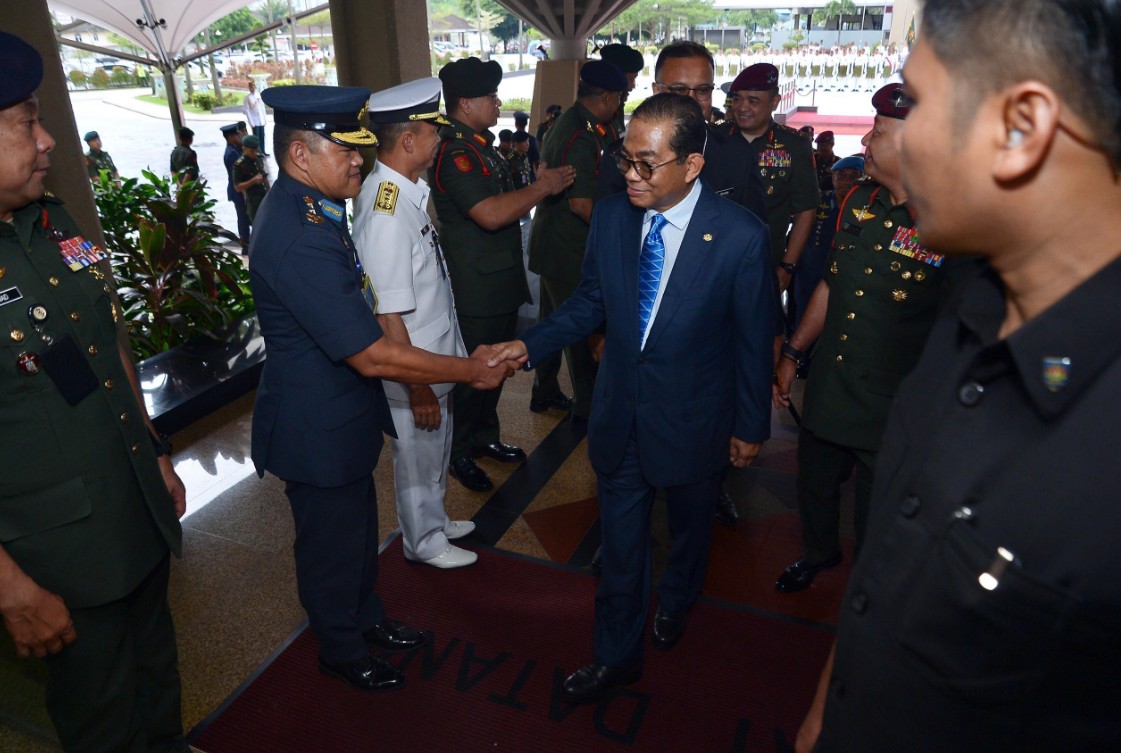 Malaysia Criticises Norway Following Cancellation of Naval Missile Contract