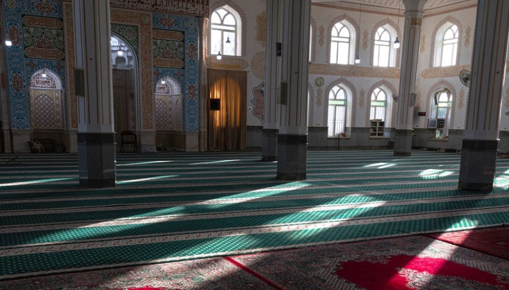 Thousands of Mosques Close as Interest in Christianity Grows in Iran, Says Christian Convert