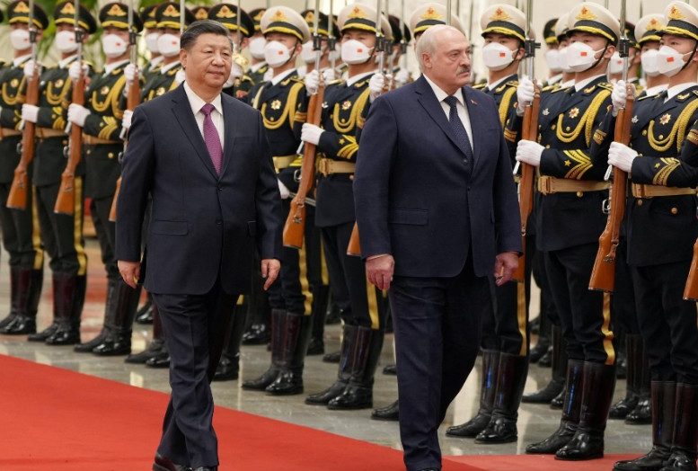 Xi Jinping Meets Belarus Leader Lukashenko in Beijing