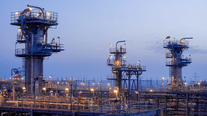 Oil Nears $100 As Fresh Middle East Strikes Raise Supply Risks 